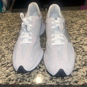 New Balance 327 shoes